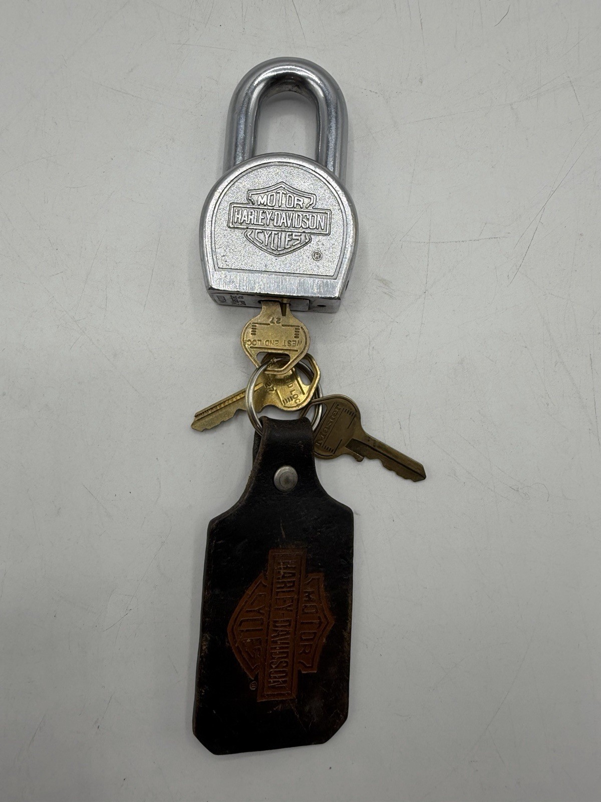 VINTAGE USA  NO. 220 HARLEY DAVIDSON MASTER LOCK PADLOCK & (-3 Keys-)