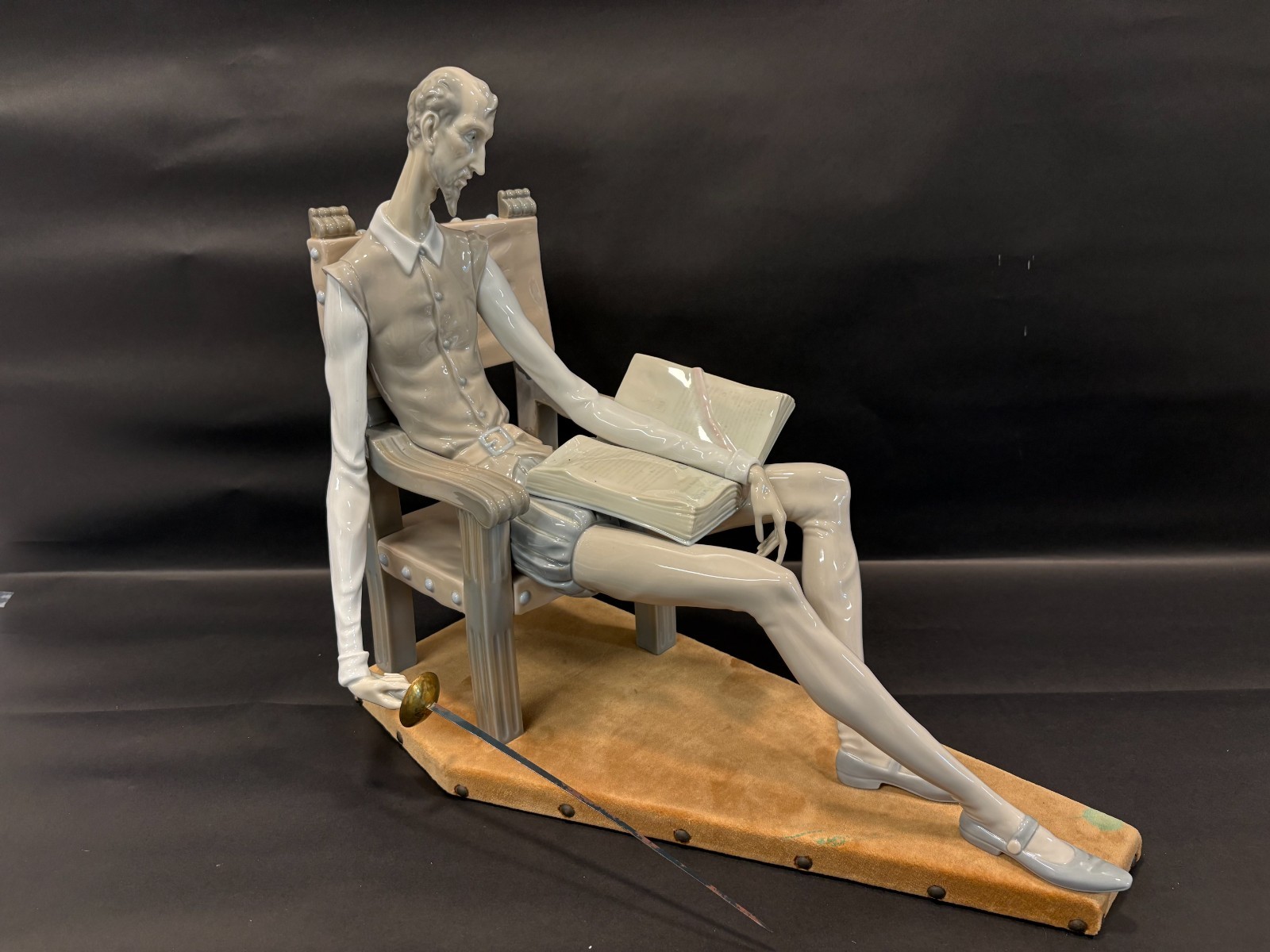 Vintage Circa 1970 LLadro #1030 Seated Don Quixote Reading on Platform Excellent