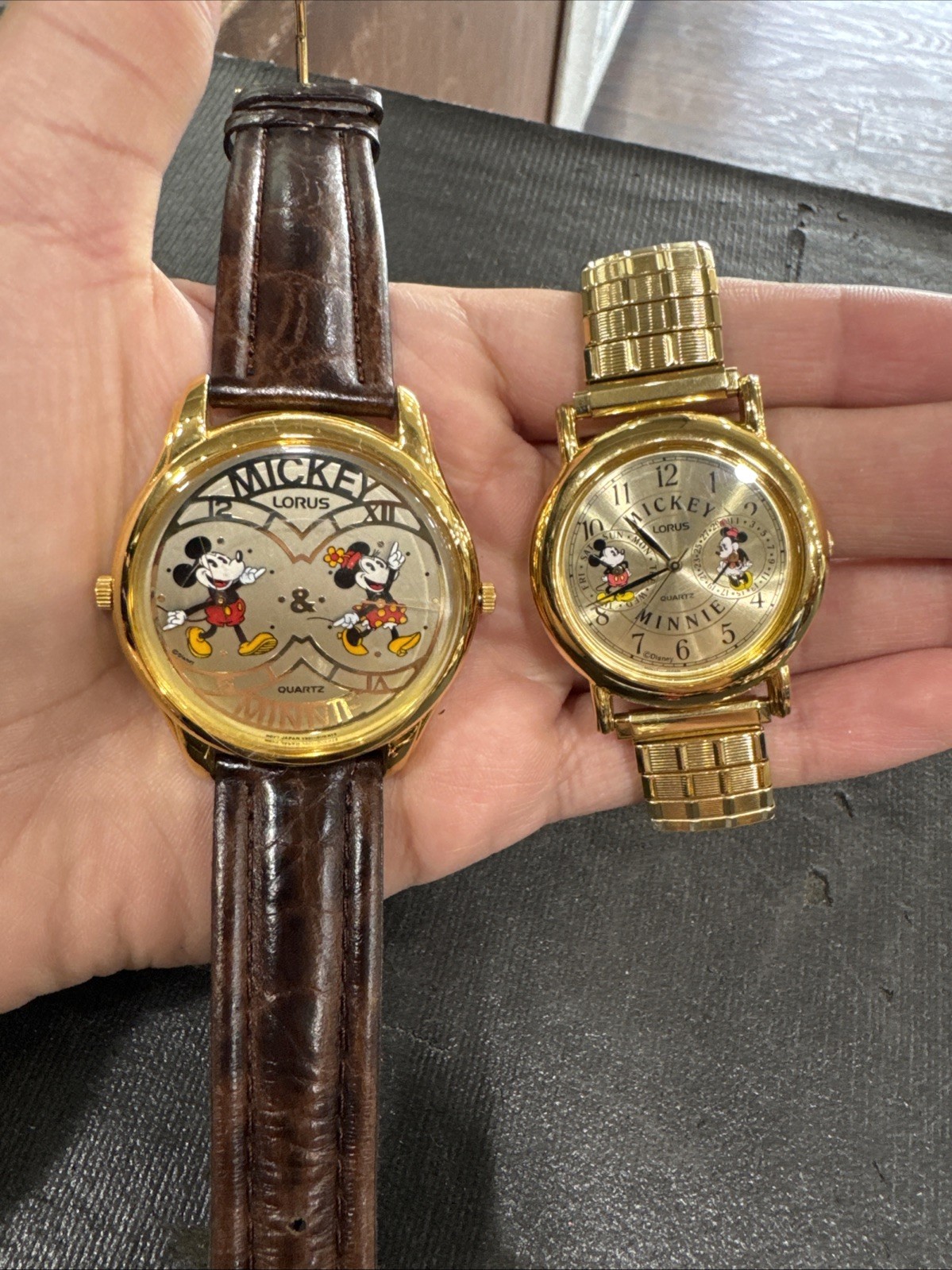 Lorus Disney Mickey & Minnie Dual Time Zone Vintage Watch Rare For Collectors 