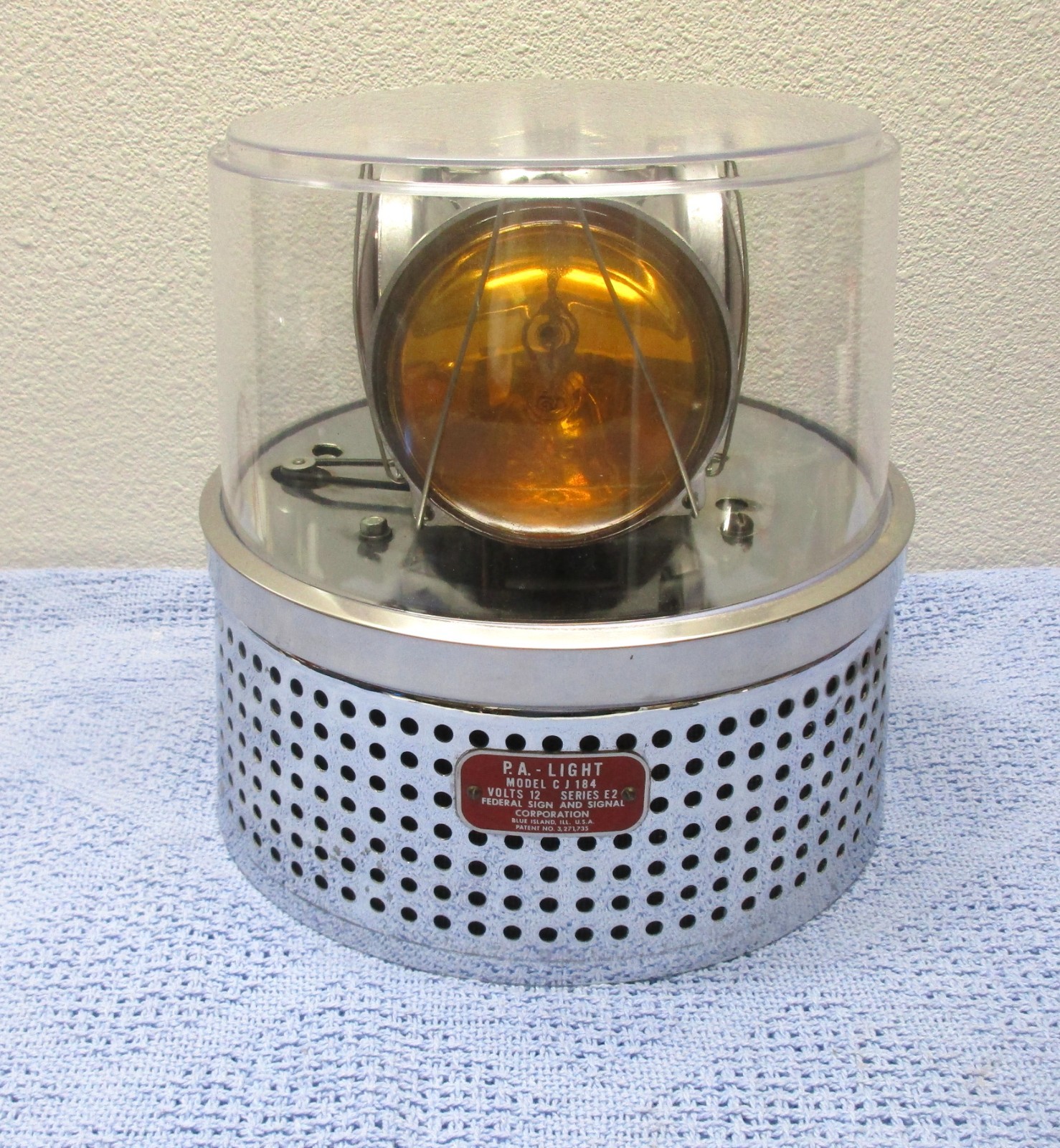 CRYSTAL CLEAR REPRODUCTION FEDERAL SIGNAL 184 CJ 284  BEACON ROTATING DOME LENS
