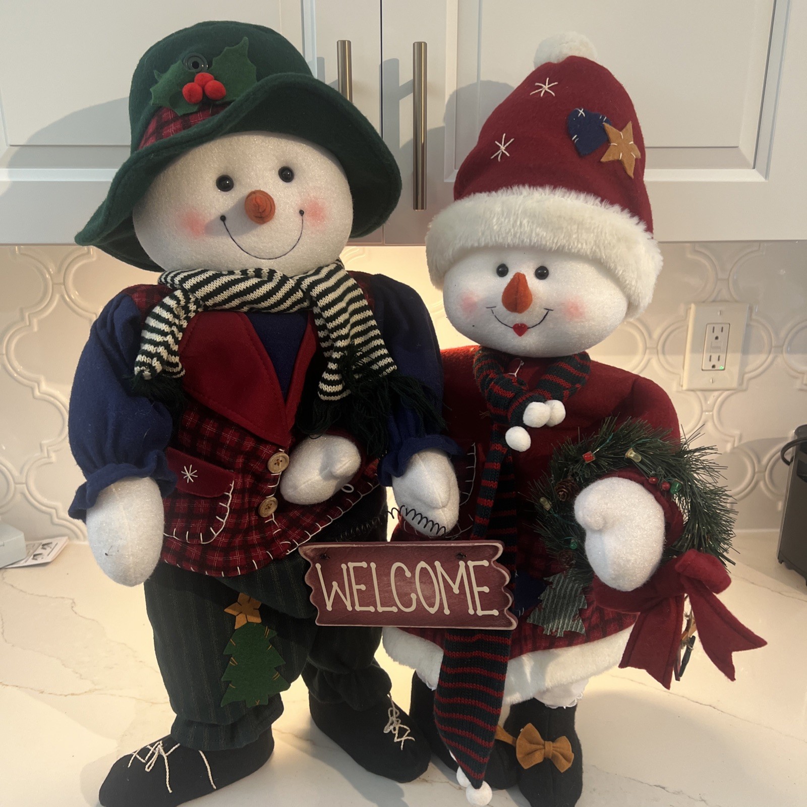 Avon Tommy the Talking Snowman & Tina Snowwoman Couple Vintage Avon Tommy the Talking Snowman & Tina Snowwoman Couple Vintage
