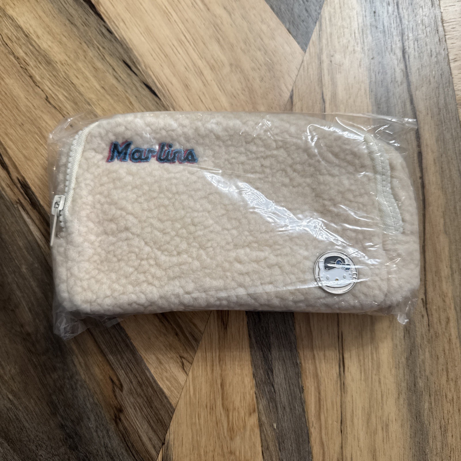 Miami Marlins Hello Kitty *Game Giveaway* Collectible Zip Bag 2026 vs Dodgers