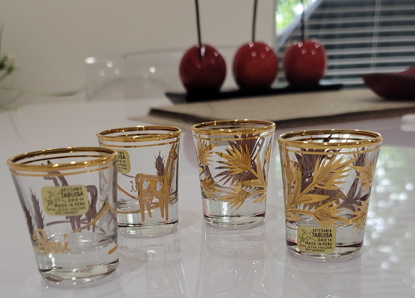 Set of 4 Crystal Shot Glasses Artesania Tabuisa 14K Gold   Peru Art Style