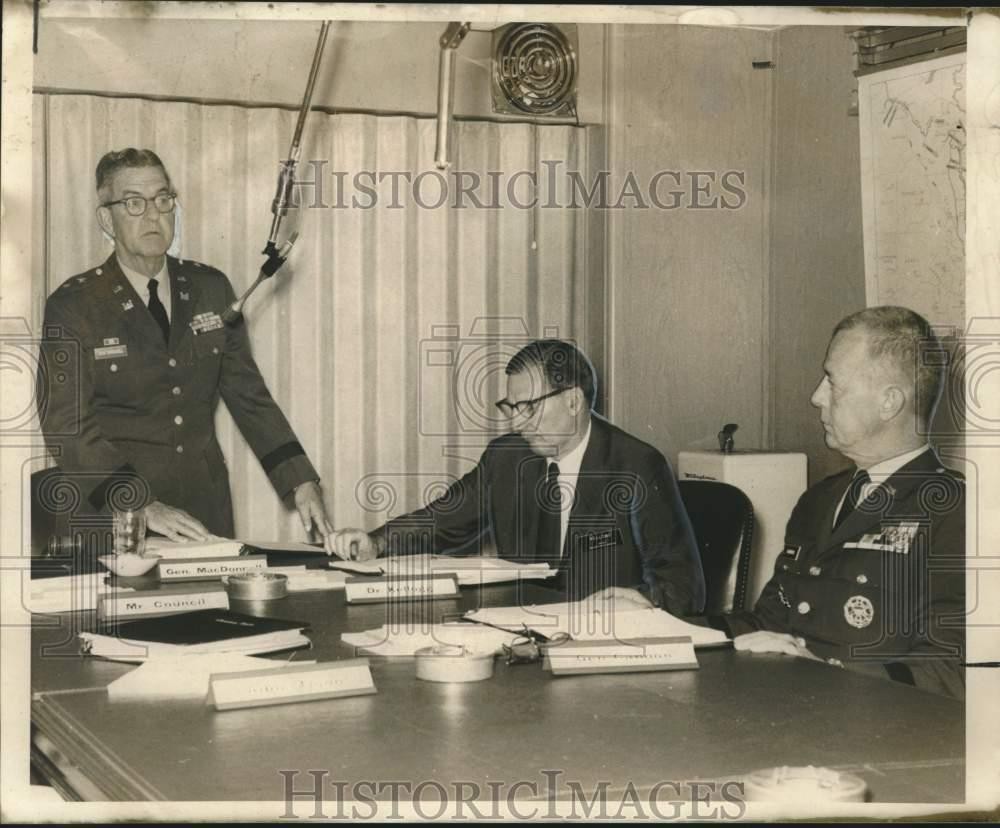 1968 Press Photo Major General R.G. MacDonnell of the Mississippi River Council