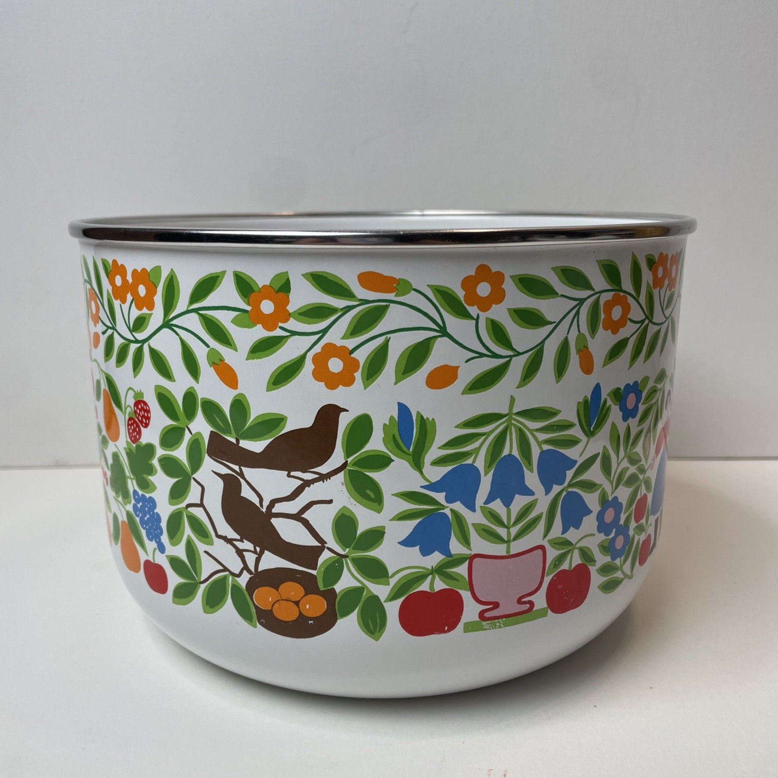 70's Vintage Kobe Kitchen Enamel Bowl Dutch Folk Art Birds Floral Scandinavian