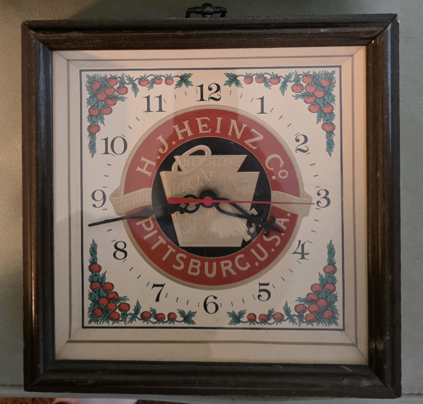 H.J. Heinz Co. Vintage Wall Clock Pittsburgh USA Working Condition See Pictures 