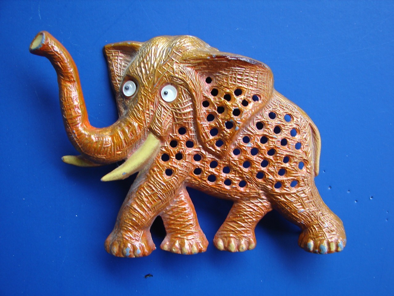 Vintage Googly Eyed Elephant Earring Holder Brown METAL Tree By Libby