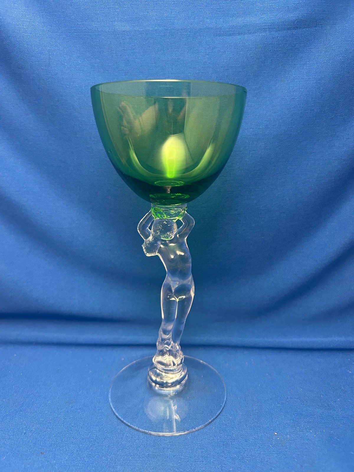VINTAGE CAMBRIDGE NUDES EMERALD LIQUOR COCKTAIL GLASS CLEAR NUDE STEM STATUESQUE