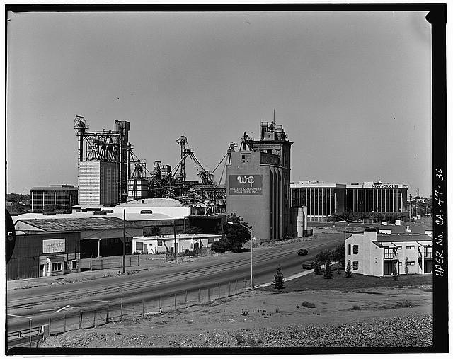 Photo:Stockton California Sperry Corn Elevator Complex 1940s Weber Ave