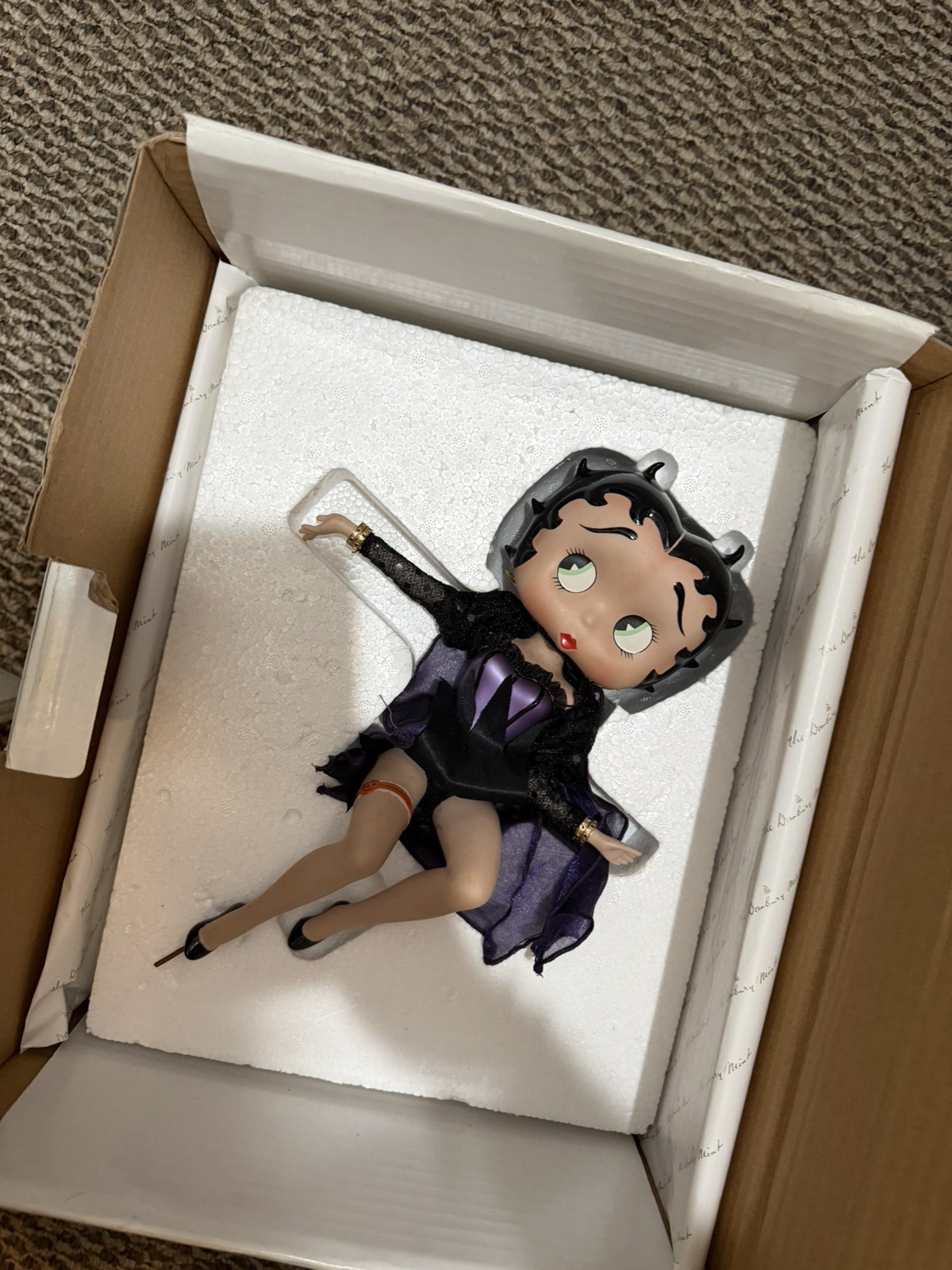Vintage Danbury Mint Halloween Bewitching Porcelain Collector Doll Org Box 