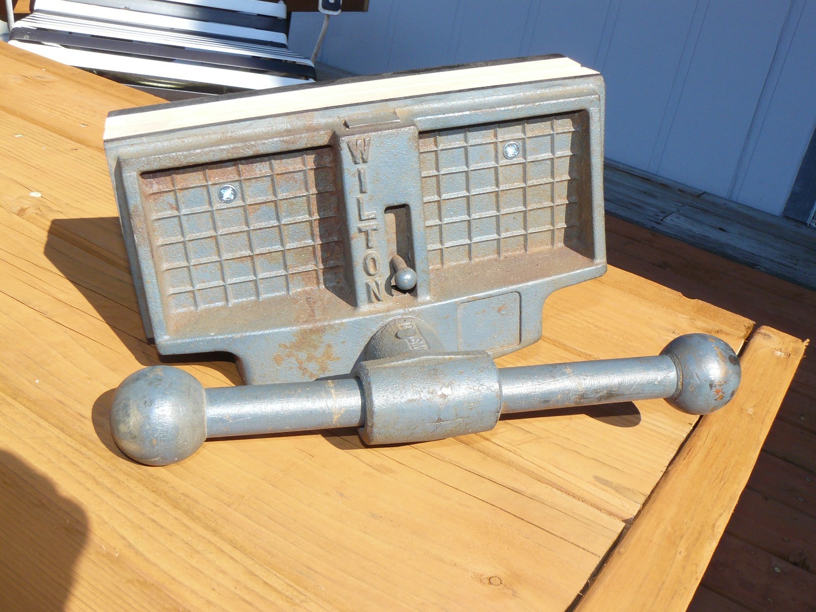 Vintage Wilton 10\