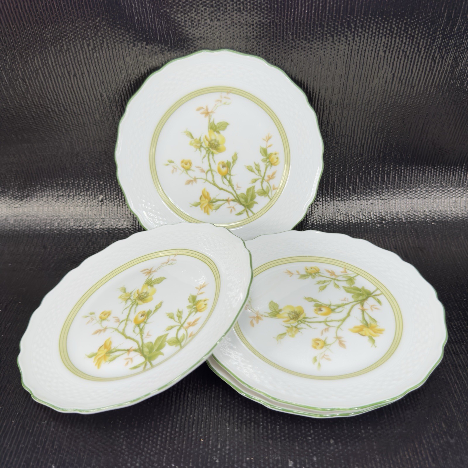 AK Kaiser Germany Porcelain Dish Plate 6inch Plates Dishes Yellow Flowers Set 4 AK Kaiser Germany Porcelain Dish Plate 6inch Plates Dishes Yellow Flowers Set 4