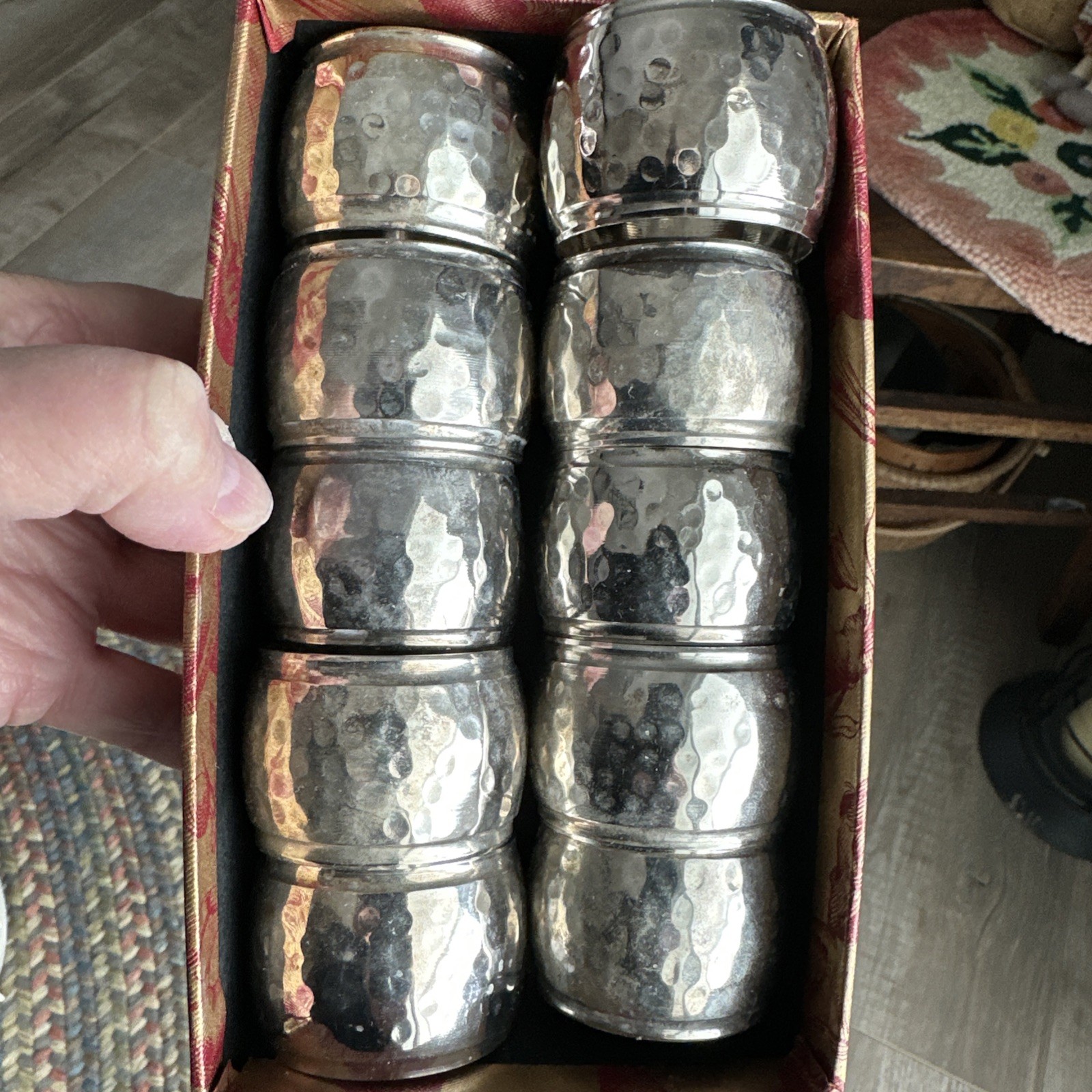 Vintage Lot Of 10 Hammered Silver Plate Napkin Rings