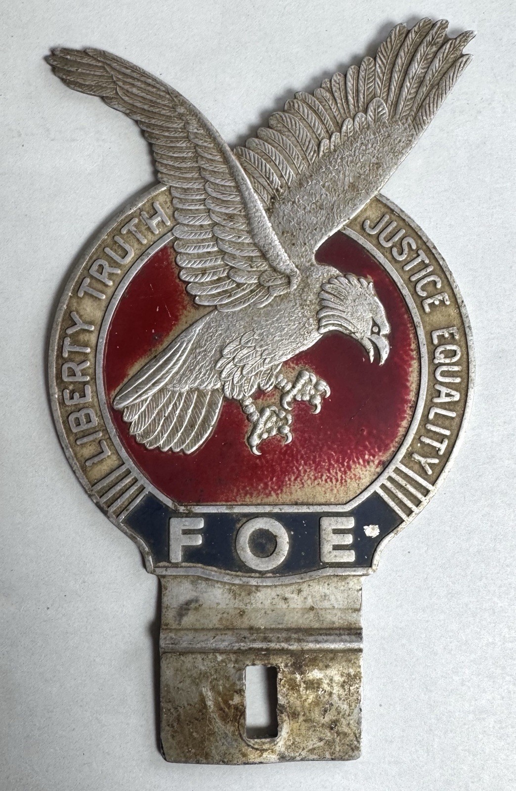 Vtg FOE Fraternal Order of Eagles License Plate Topper Car Emblem Metal Enamel