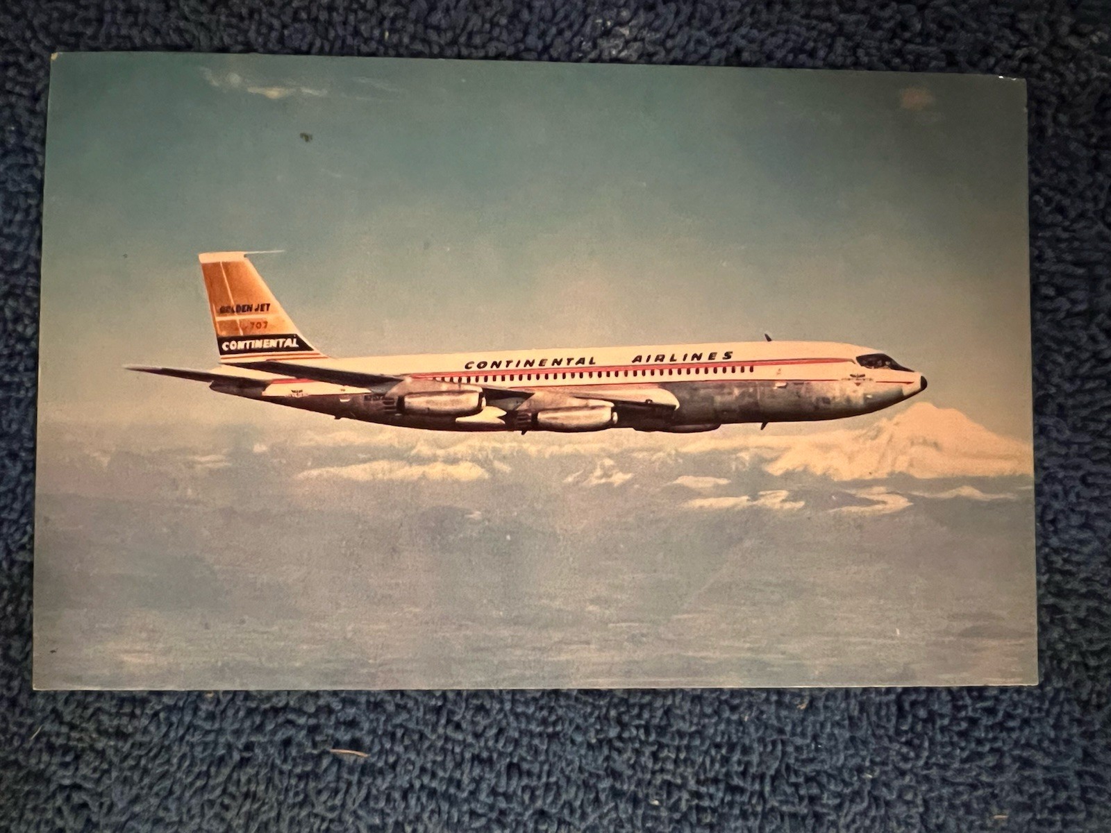 CONTINENTAL AIRLINES GOLDEN JET BOEING 707 1st In the West POST CARD**Lot A 20** CONTINENTAL AIRLINES GOLDEN JET BOEING 707 1st In the West POST CARD**Lot A 20**