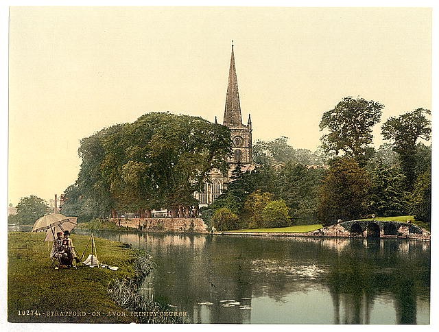 Photo:Stratford-on-Avon England Trinity Church from River 1890s