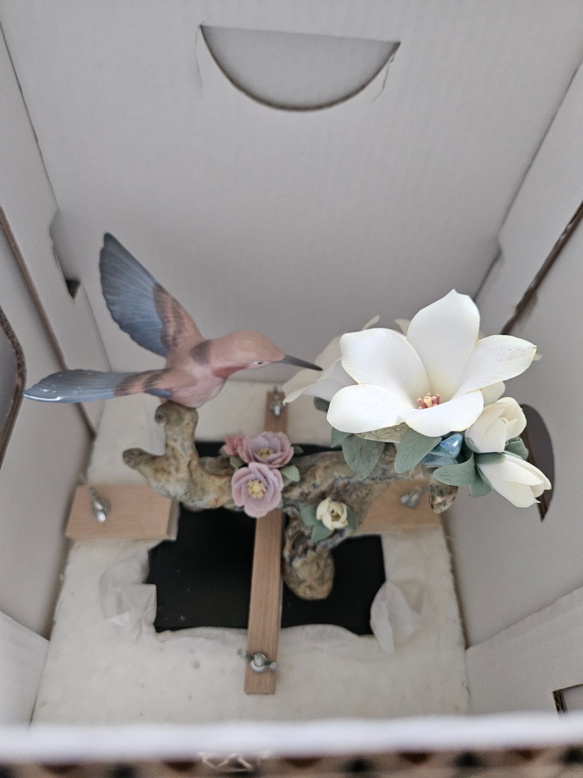 DEFECTIVE Lladro Privilege Gold Hummingbird Ltd in box 8117 G3D
