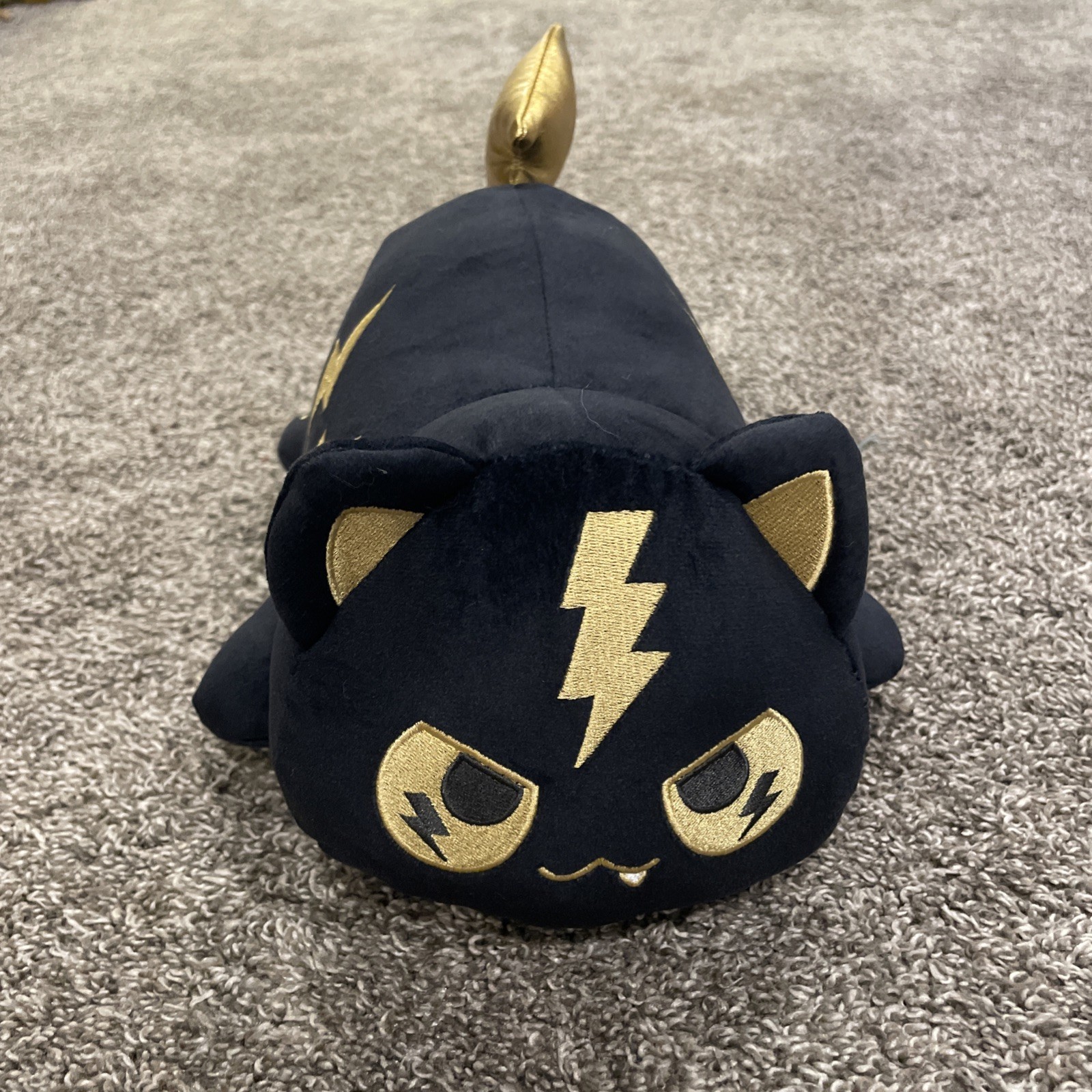 Aphmau MeeMeows 11” Classic Mystery Plush Elemental Lightning Cat