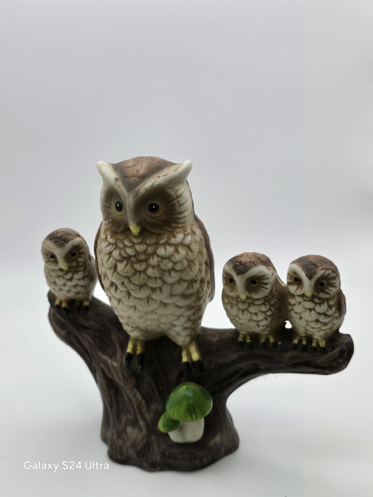 Vintage Brinn's PGH Porcelain Owl Family Figurine DA-602 Hand Painted 1970s