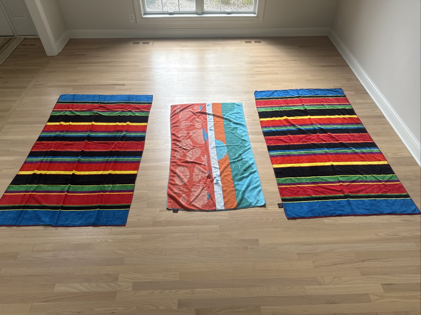 Lot of 3 Vintage 1980s-90s beach towels Collection Terriville