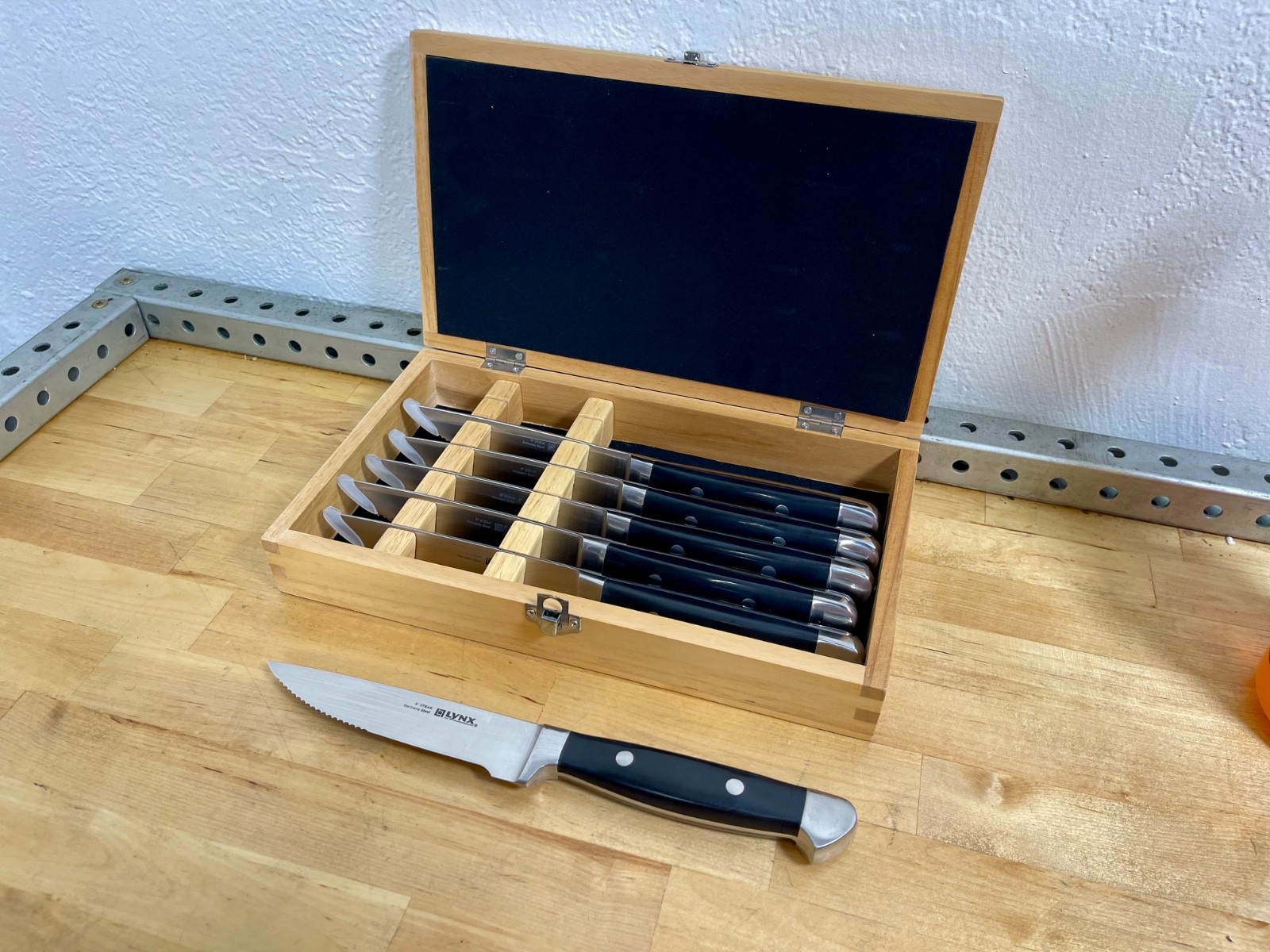 Lynx 6-Piece Stainless Steel Steak Knife Set In Wood Presentation Box 5\ Lynx 6-Piece Stainless Steel Steak Knife Set In Wood Presentation Box 5\