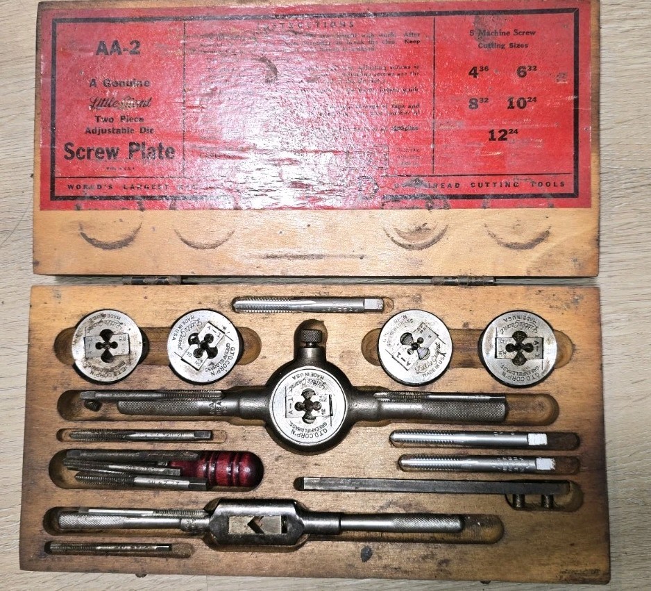 Vintage GTD Greenfield Little Giant AA-2Screw Plate Tap & Die Set USA Wood Box Vintage GTD Greenfield Little Giant AA-2Screw Plate Tap & Die Set USA Wood Box