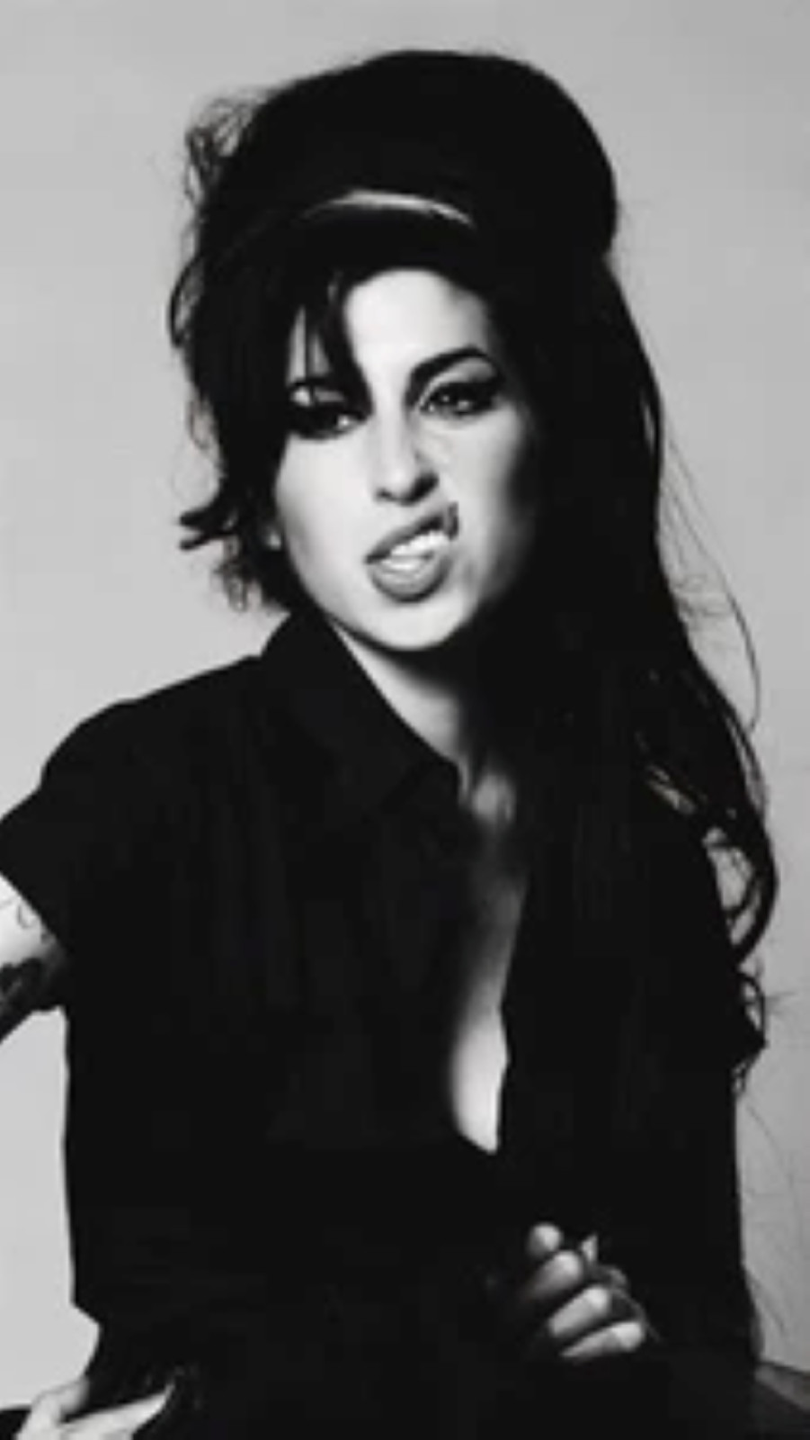 Amy Winehouse Art Photo B/W (8x10) 2