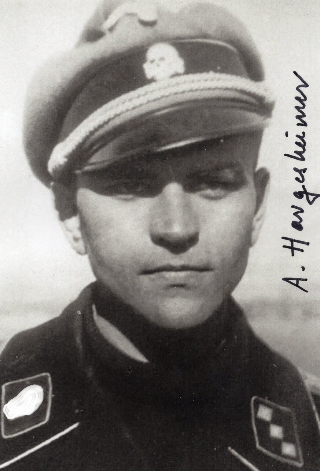 ALFRED HARGESHEIMER, Elite tank officer, hand-signed photo ALFRED HARGESHEIMER, Elite tank officer, hand-signed photo