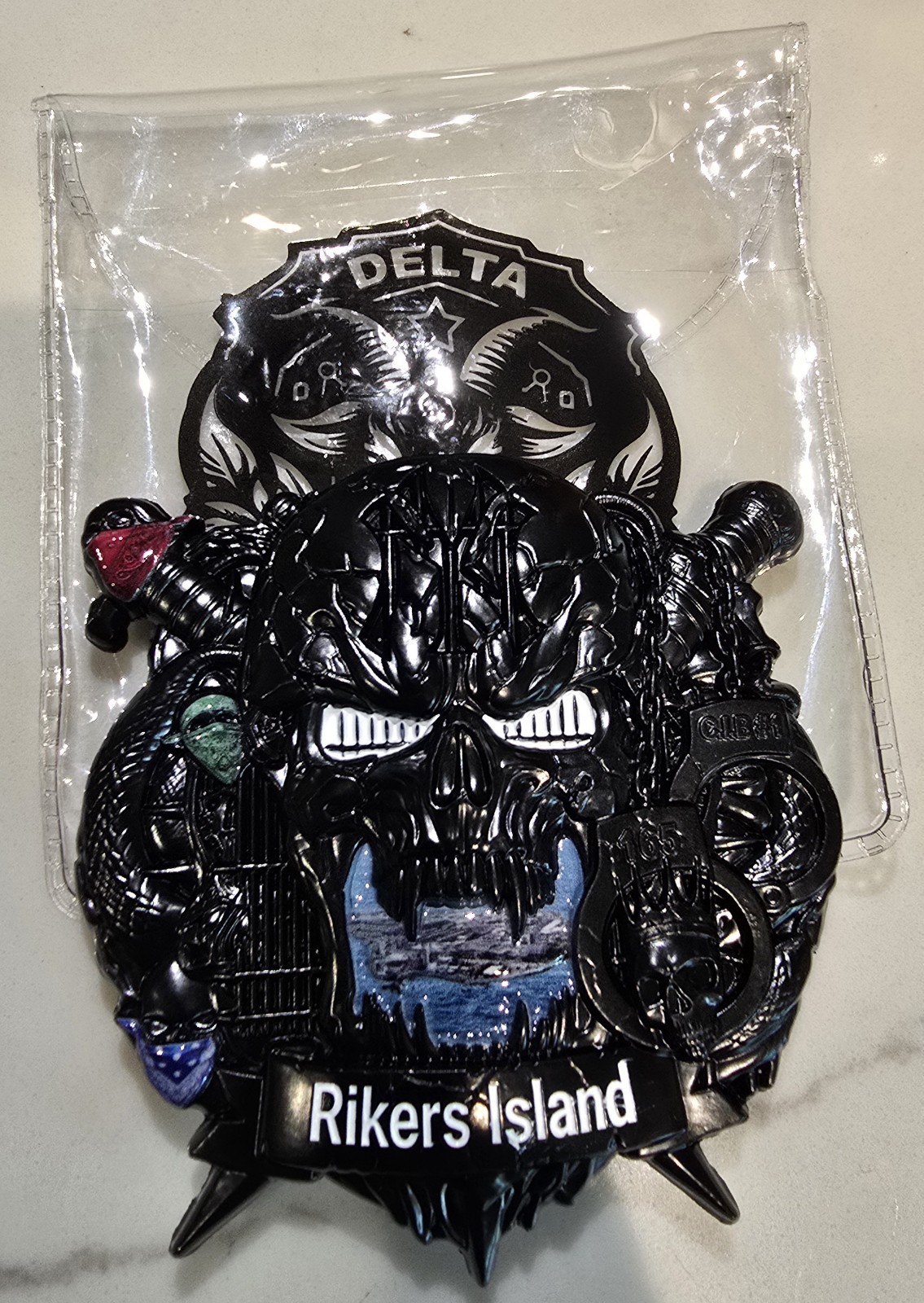 🔥🔥 RARE Delta Design Riker's Island - NYC Yankee Gang Black Variant 98/100🔥🔥 🔥🔥 RARE Delta Design Riker's Island - NYC Yankee Gang Black Variant 98/100🔥🔥