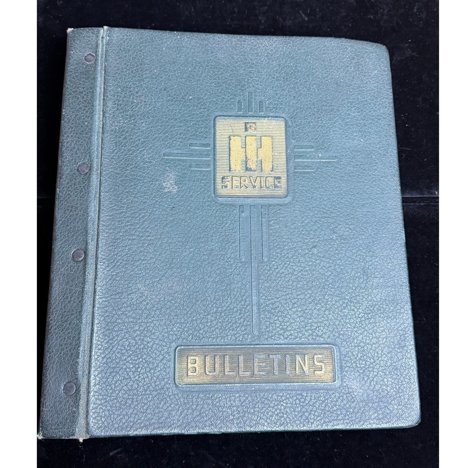Vintage 1940 International Harvester Motor Truck Service Bulletins: Burco Binder Vintage 1940 International Harvester Motor Truck Service Bulletins: Burco Binder