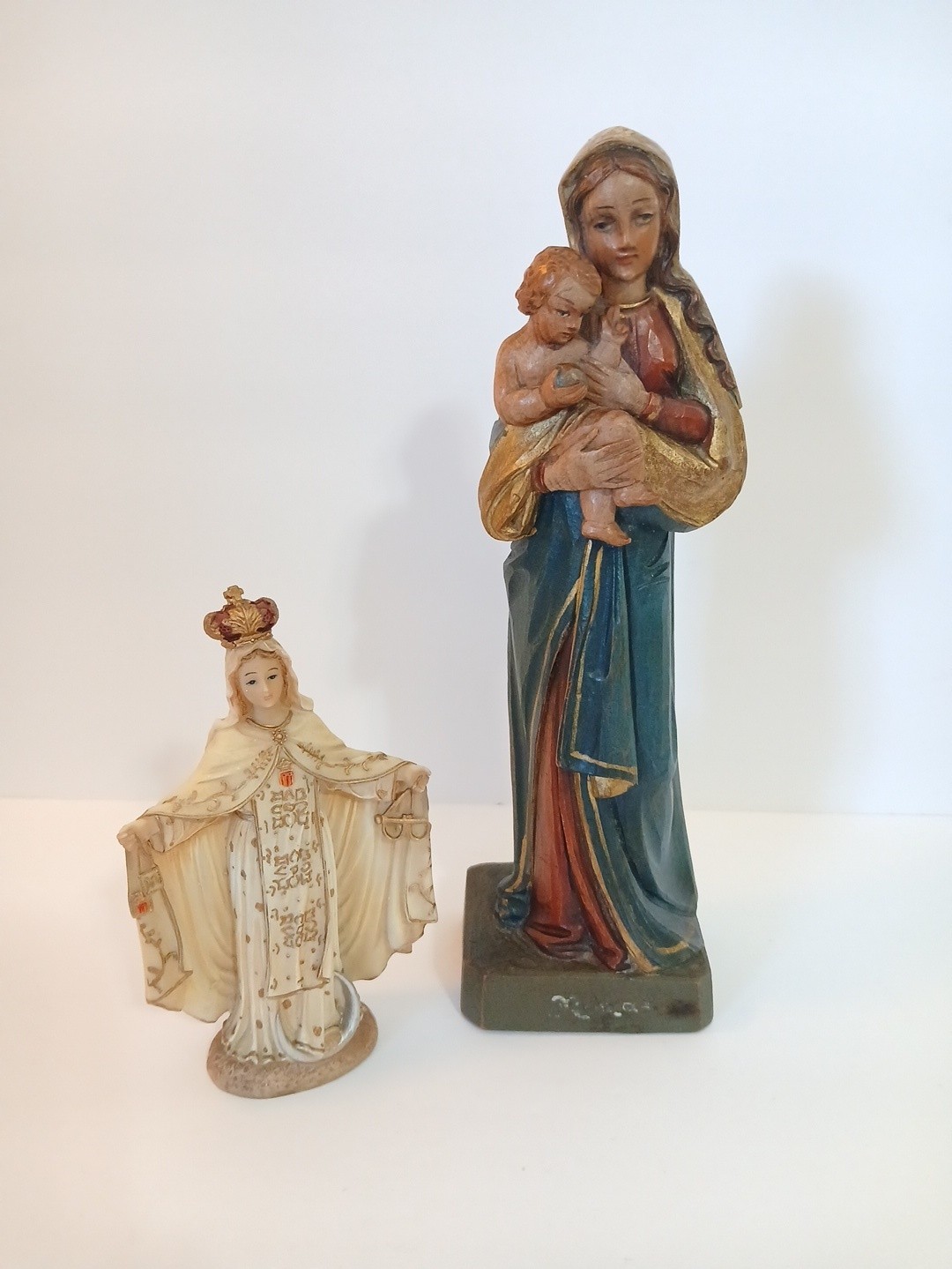 Pair Vtg Italian Carved Wood Madonna & Child Statue + Our Lady of Mercy Figurine