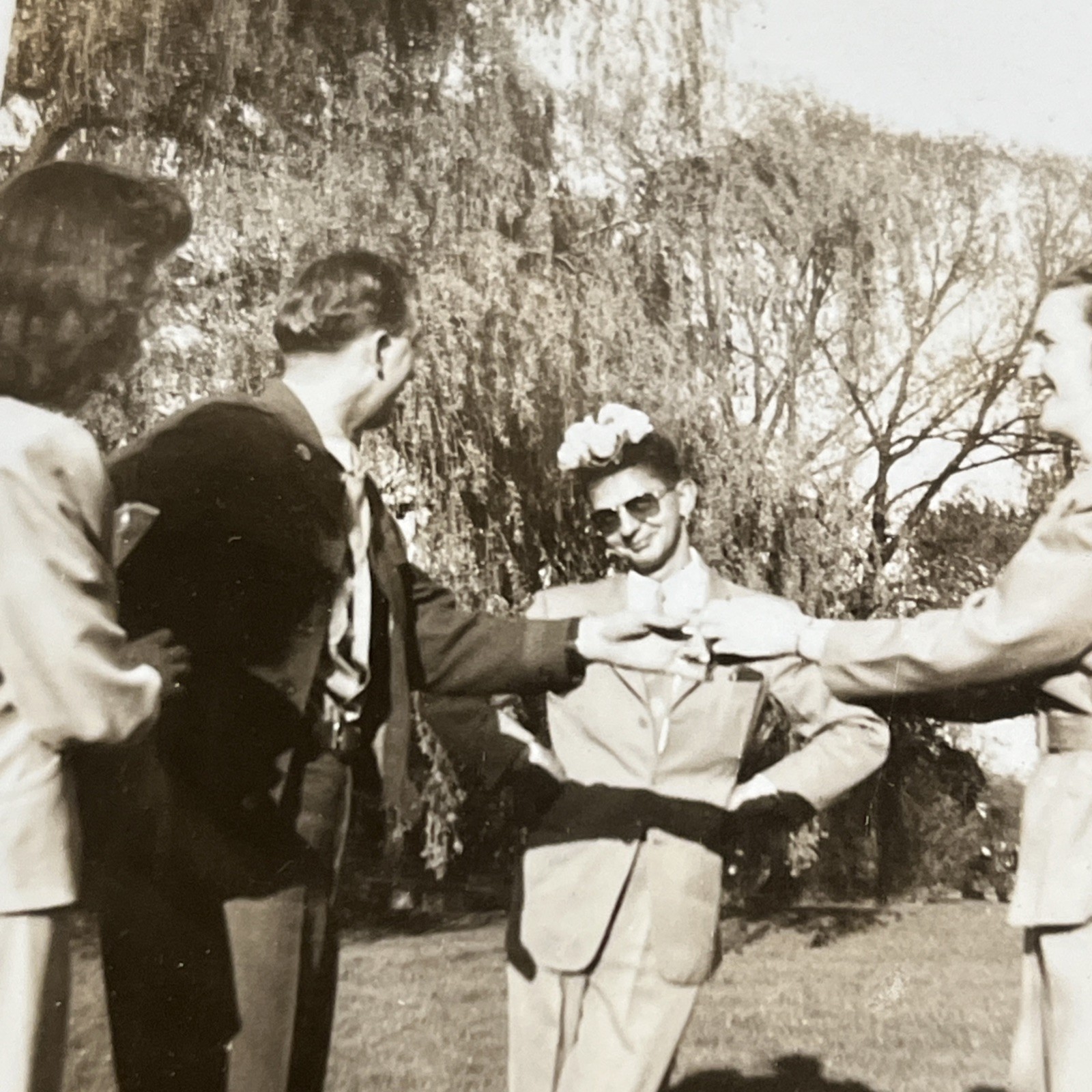 Vintage Snapshot Well Dressed Happy Feminine Acting Men Gay Interest 30s - U3