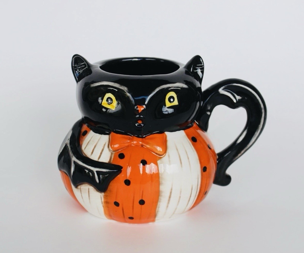 🧡🖤New Johanna Parker Nostalgia Halloween Black Bat Mug