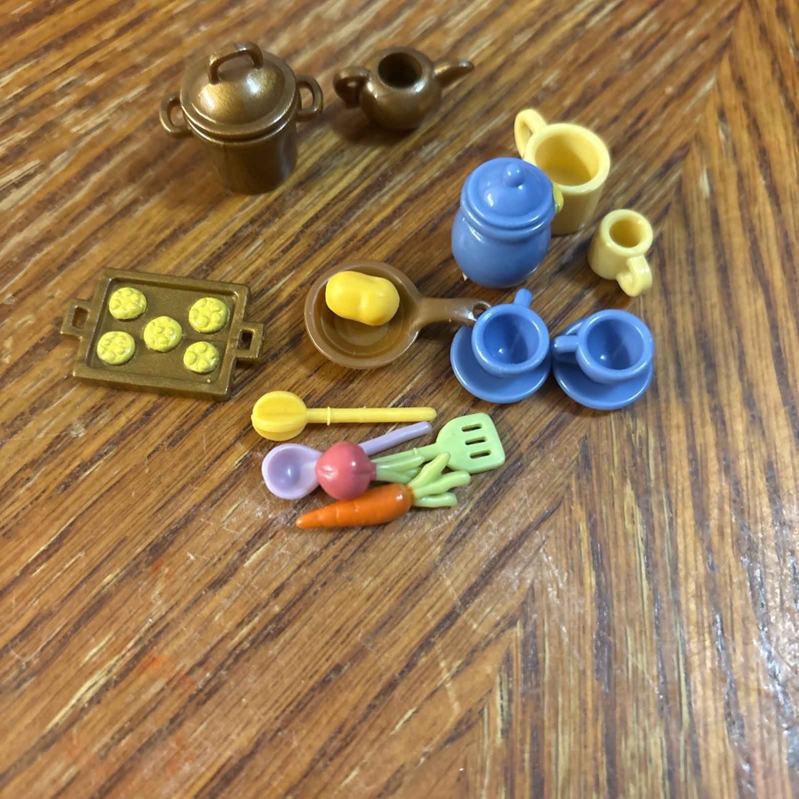 Vintage Mattel  Pooh\'s Friendly Places Kitchen Replacement Parts & Pieces