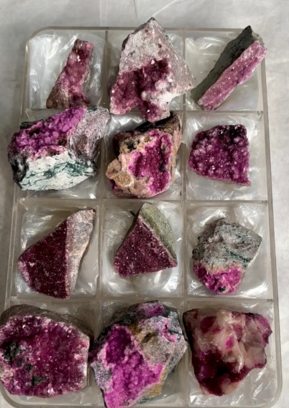Beautiful Pink Cobaltocalcite – 12 Piece Lot 💗 (Collector Grade) Beautiful Pink Cobaltocalcite – 12 Piece Lot 💗 (Collector Grade)