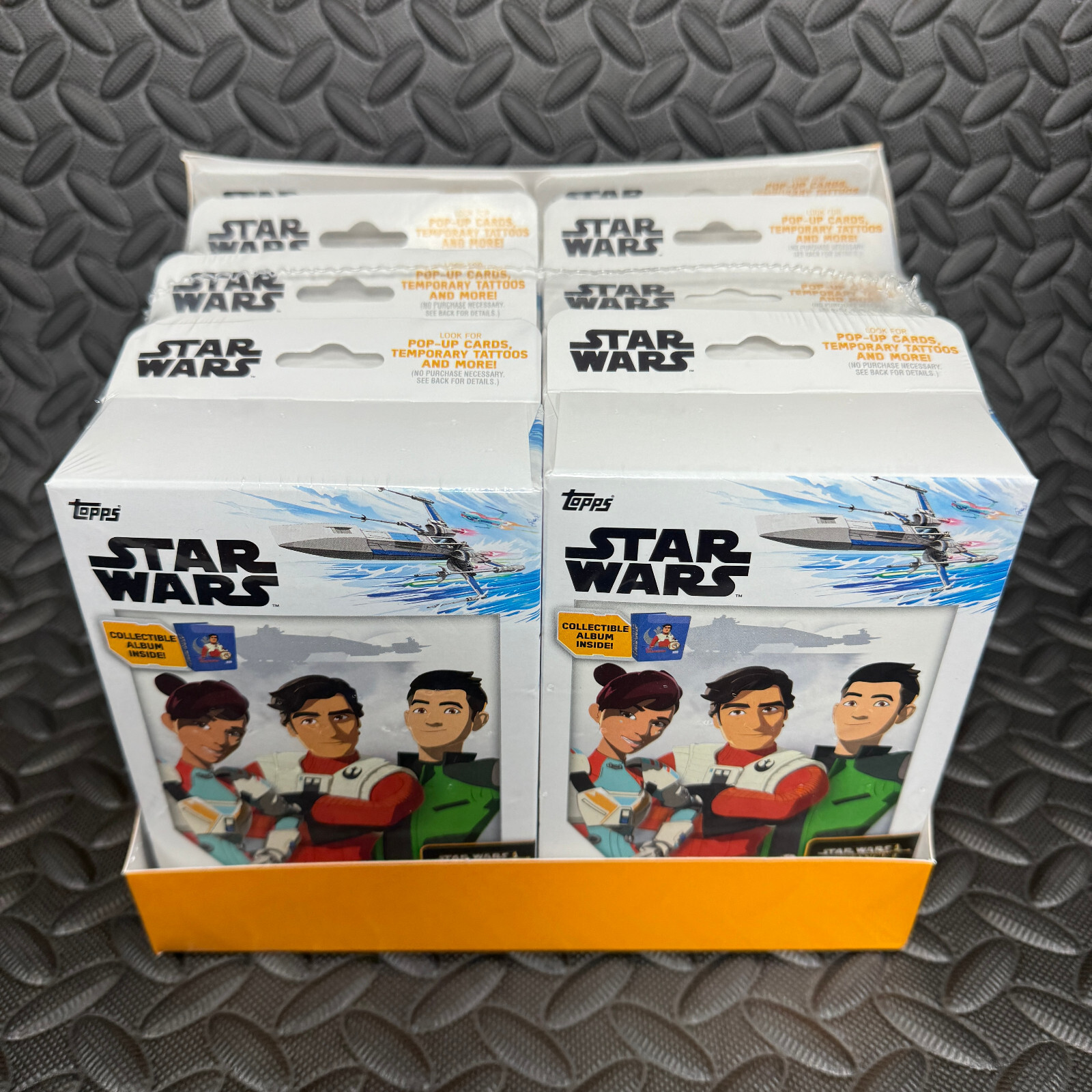 2019 TOPPS STAR WARS RESISTANCE NEW /SEALED HANGER BOX DISPLAY OF 8 BOXES DISNEY