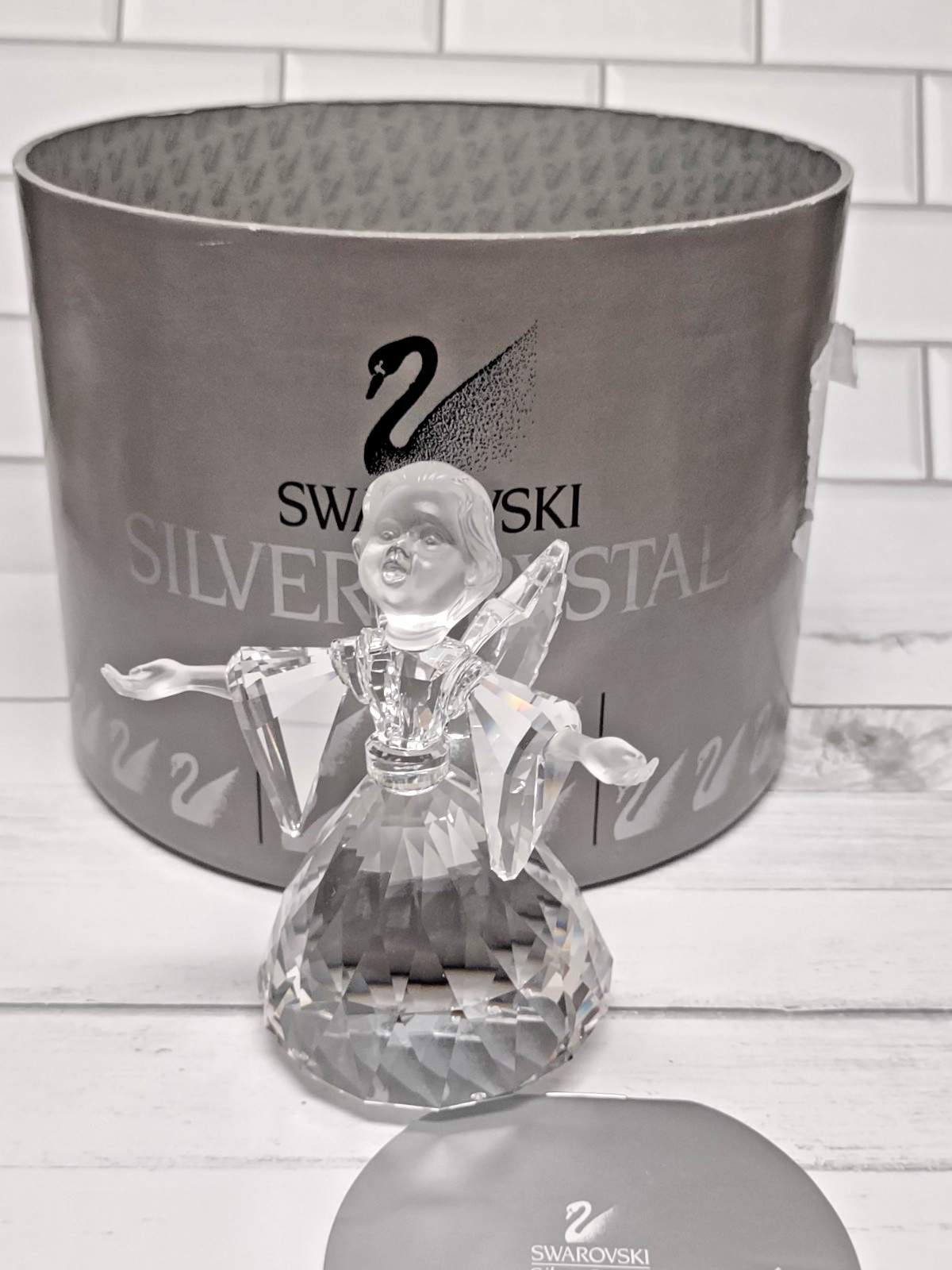 Swarovski Crystal Figurine Exquisite Large Angel - 7475 NR 000 600 - w/Box & COA
