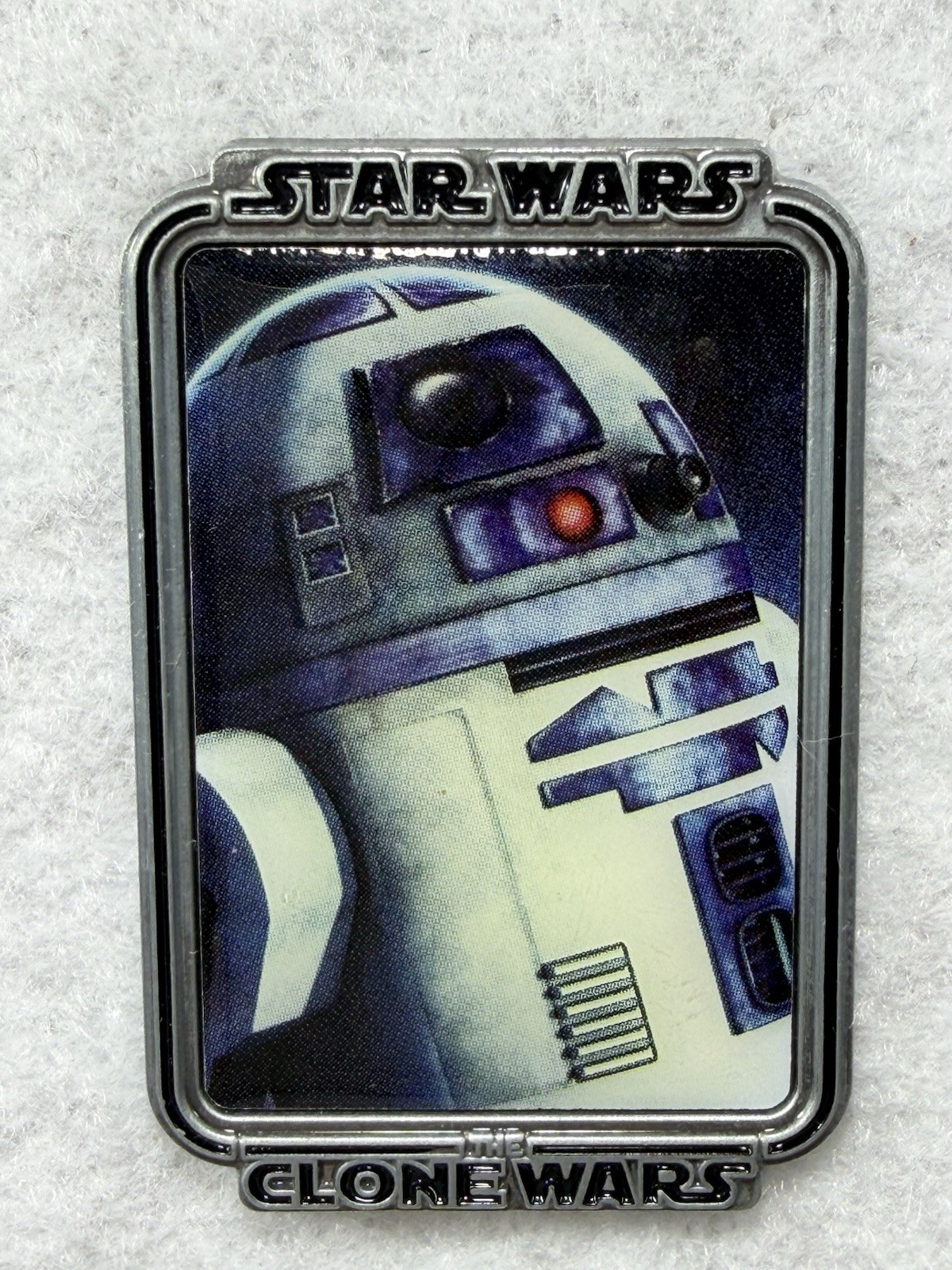 Disney Star Wars The Clone Wars Mystery Pin 2020 R2-D2 Limited Release