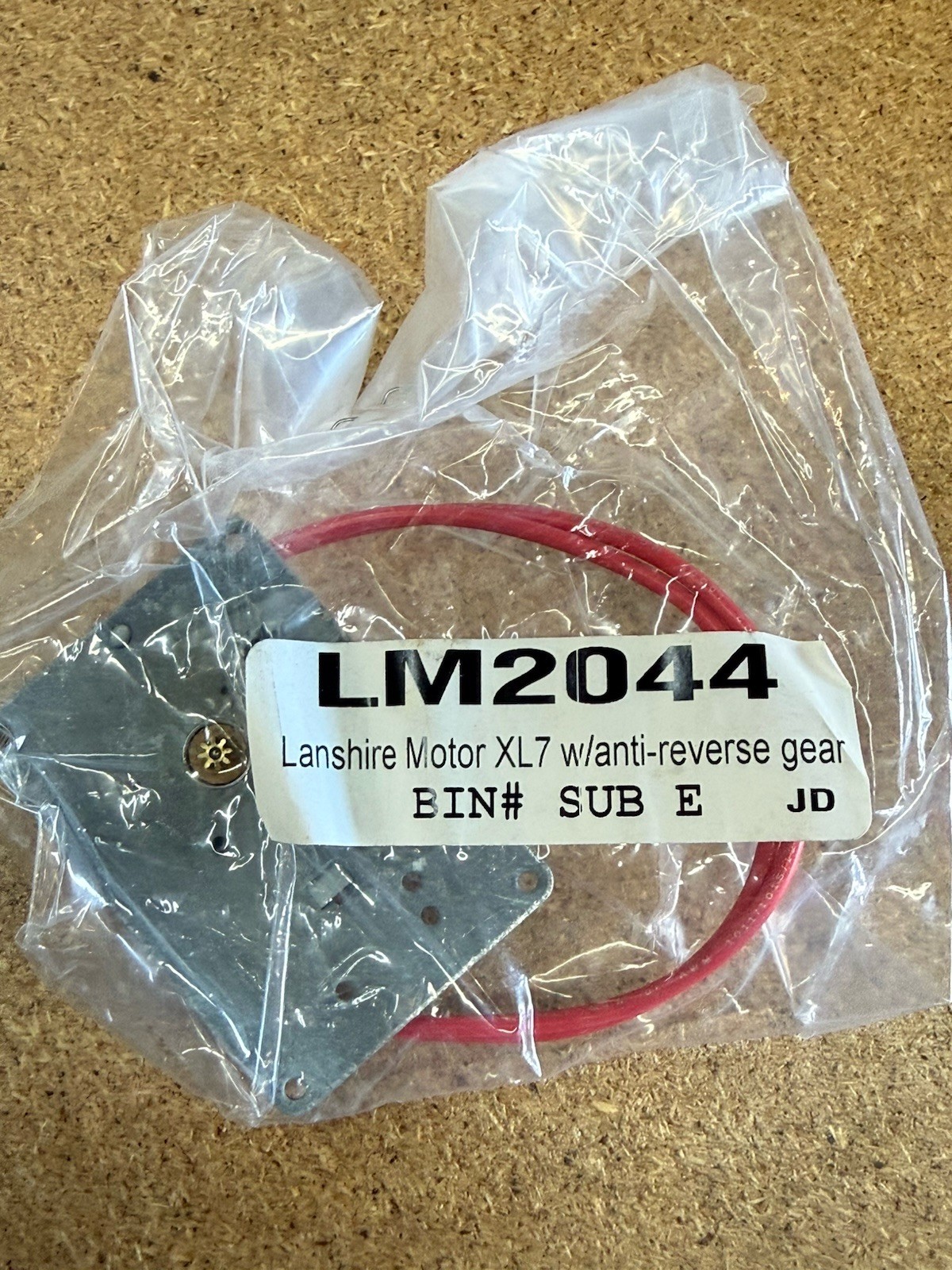 Lanshire Motor XL7 w/anti-reverse gear LM2044 New Nos Item