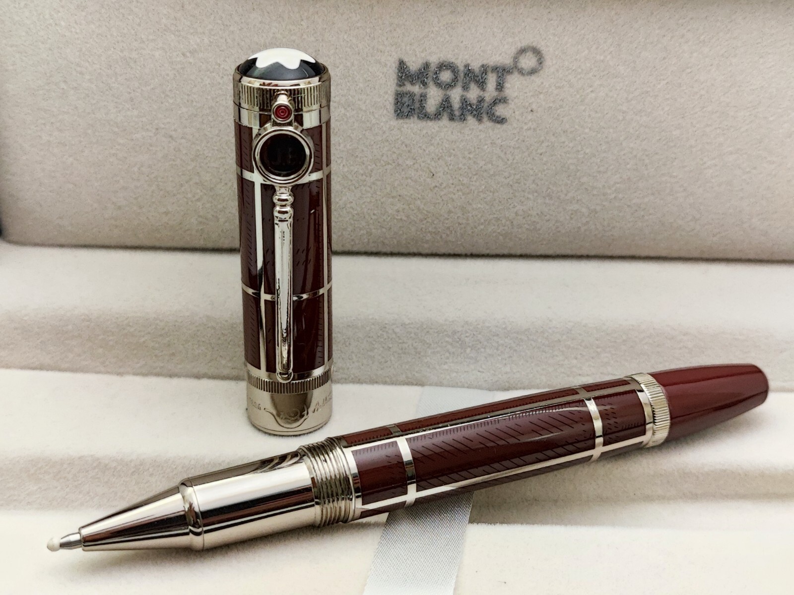 Montblanc Writers Edition Sir Arthur Conan Doyle Rollerball Pen With Box