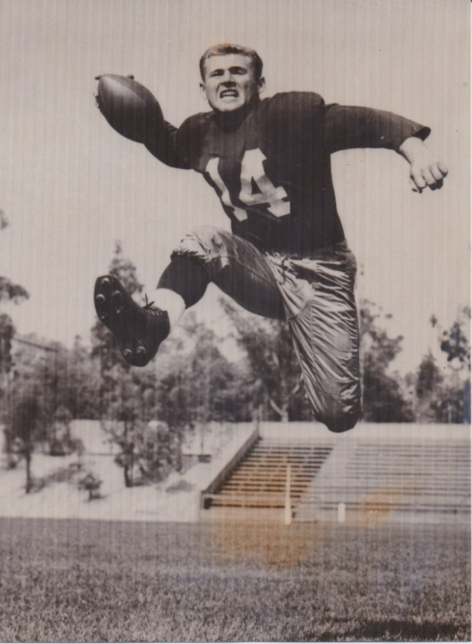1953 Press Photo Washington Redskins Eddie LeBaron will take over Quarterback