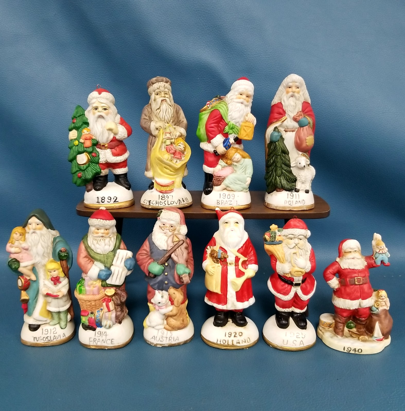 Vintage Santa\'s From Around The World Porcelain Figures Set of 10