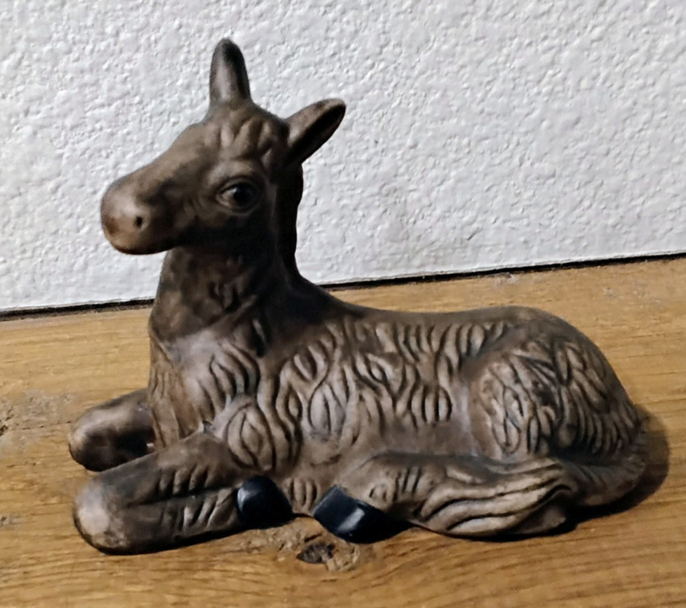 VTG Kirkland Signature Porcelain Nativity Set Replacement Laying Donkey Dk Brown