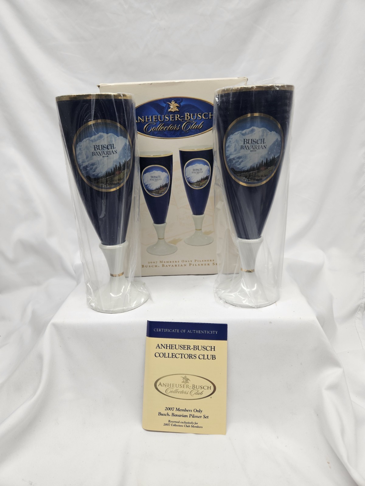 NEW 2007 Anheuser Busch Members Only Busch Bavarian Pilsner Set IOB