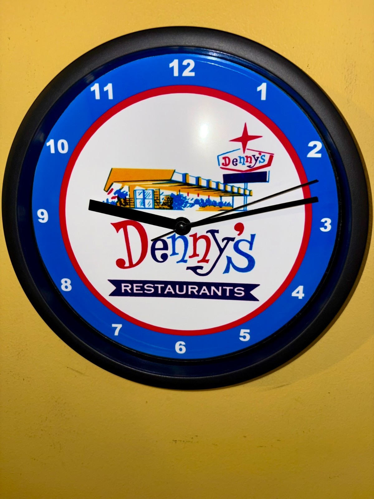 Denny's Breakfast Diner Restaurant Kitchen Man Cave Advertising Clock Sign