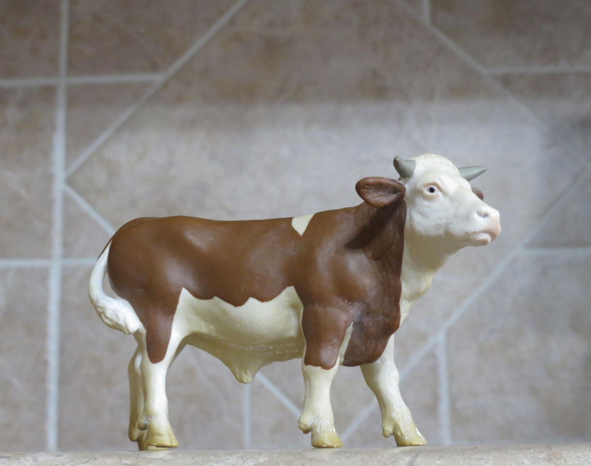 Schleich 13135 RETIRED fleckvieh young bull simmental farm  toy 2000-09