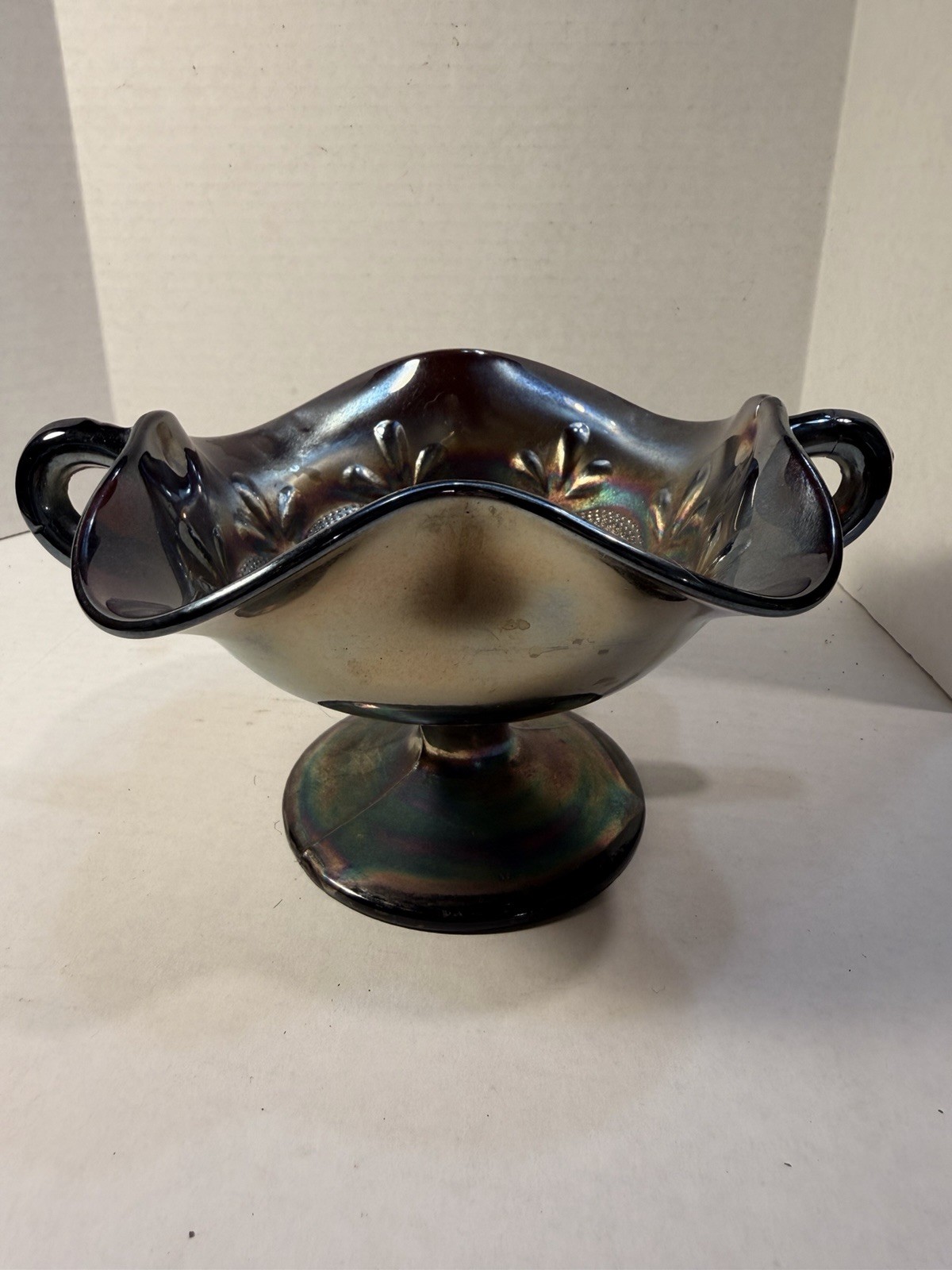 Dugan Amethyst Question Mark Carnival Glass Bon Bon  Ftd Two Handles