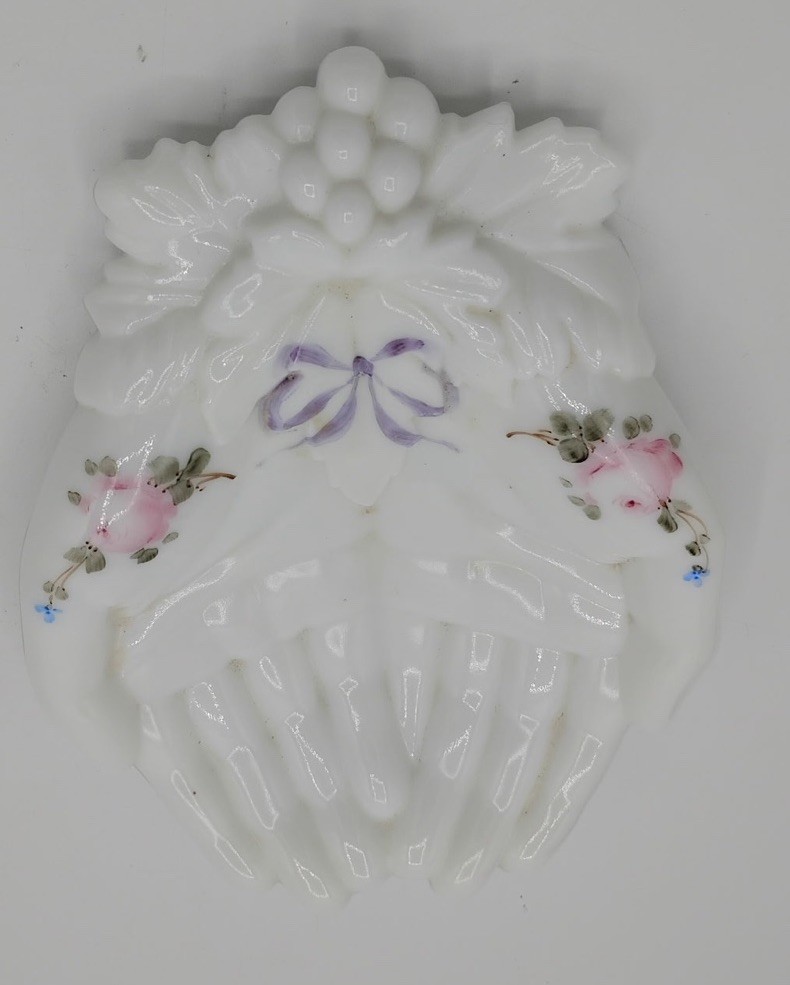 VTG Westmoreland White Milk Glass Open Hands Cottage Core Shabby Chic Fairytales