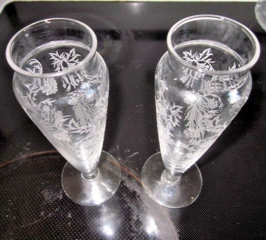 2 Fostoria Heather pattern Vases Glass Crystal Tableware. Vintage.