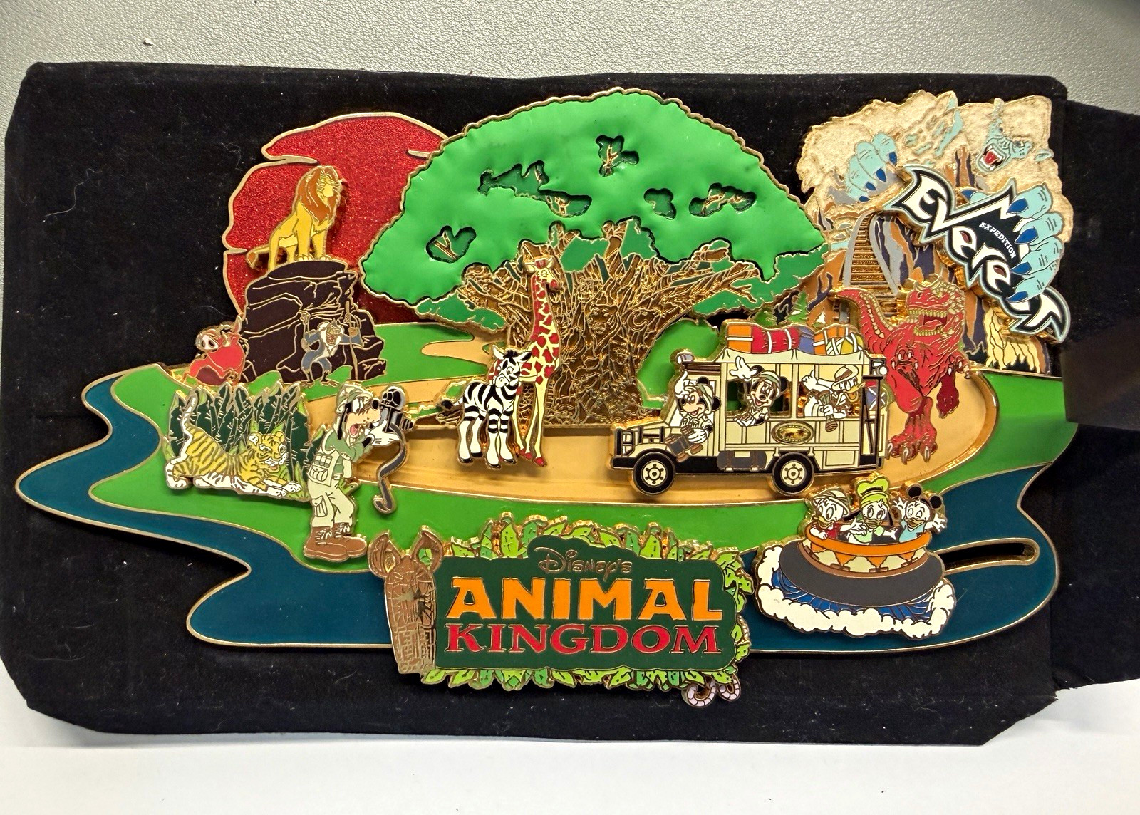 Disney Animal Kingdom Four Park Super Jumbo Collection Pin